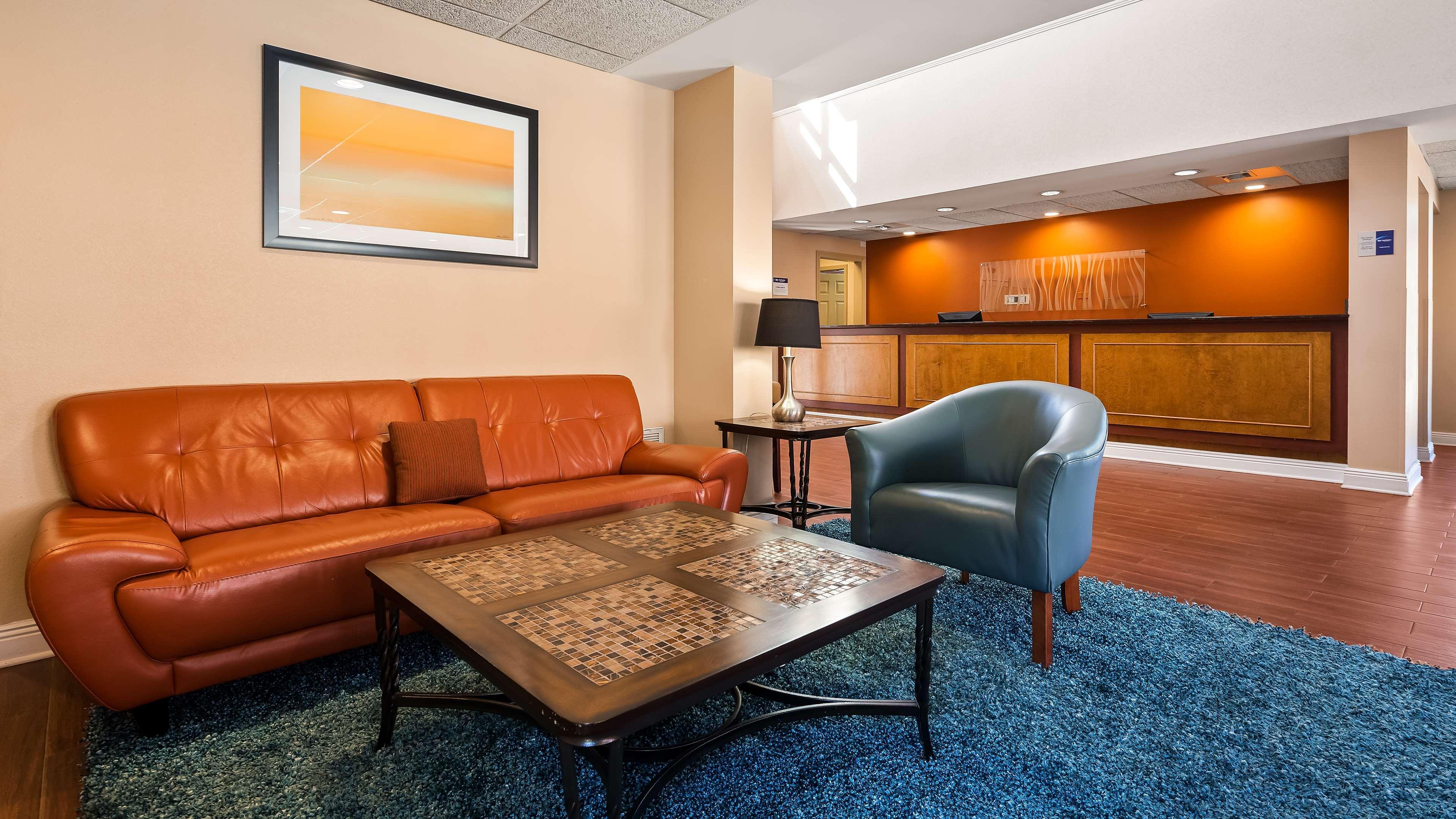 Prestige Radium Hot Springs Resort, Worldhotels Crafted Bagian luar foto