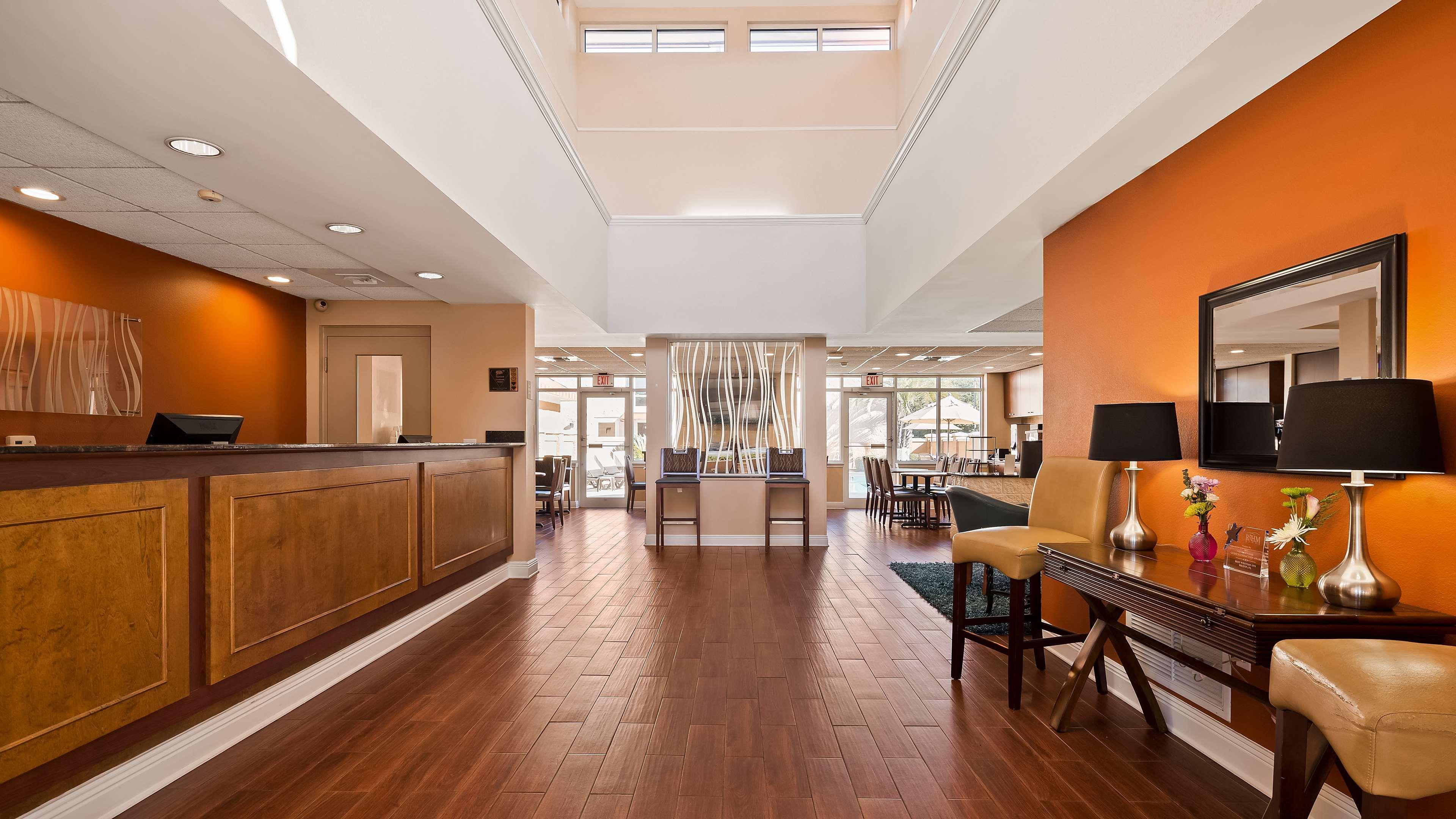 Prestige Radium Hot Springs Resort, Worldhotels Crafted Bagian luar foto